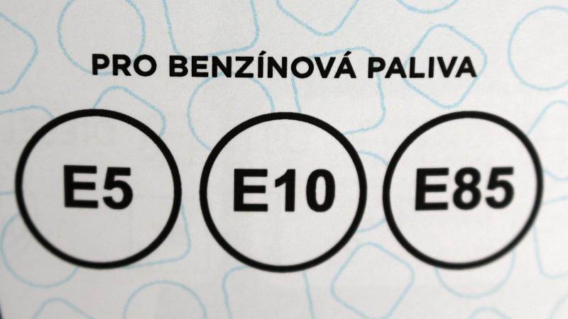 Označení pro standardní benzinoví paliva