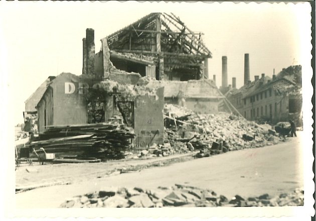 Zbořeniště po bombardování Plzně, k němuž došlo v noci z 13. na 14. května 1943