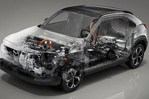 Mazda MX-30 e-Skyactiv R-EV je fakticky plug-in hybrid
