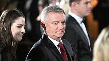Hradní kancléř Vratislav Mynář mezi hosty ceremoniálu udělování státních vyznamenání, 28. října 2022.