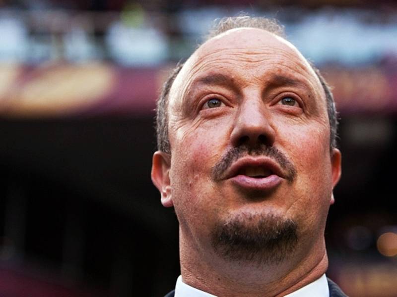 Trenér Chelsea Rafa Benitez dovedl Chelsea k triumfu v Evropské lize.