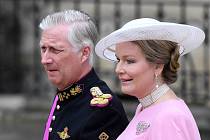 Belgický král Filip a jeho manželka Mathilde na korunovaci britského krále Karla III.