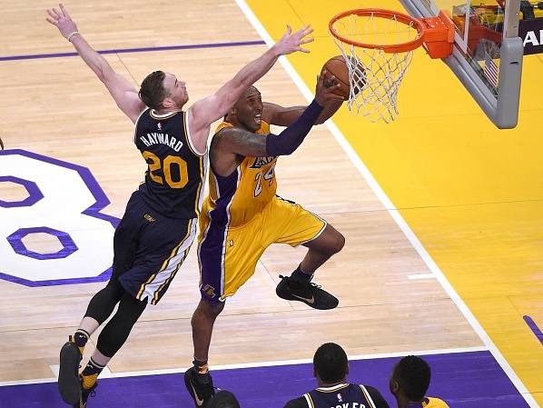 Kobe Bryant se rozloučil s kariérou
