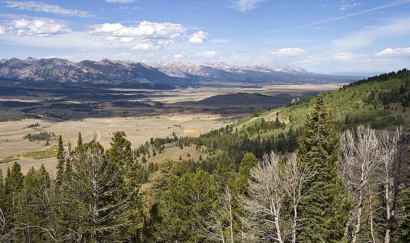 Krajina v Idaho nabízí pestrá panoramata