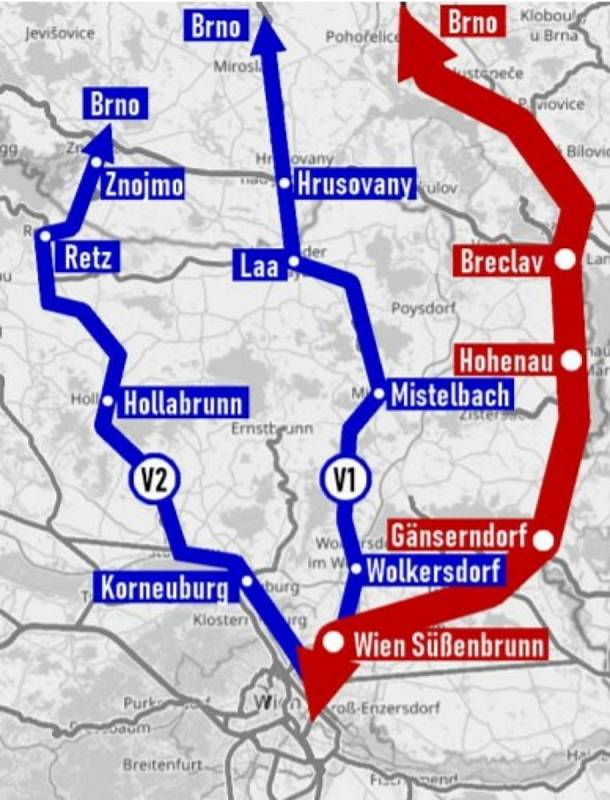 Železniční koridor mezi Vídní a Brnem zaznamenává silný nárůst v osobní i nákladní dopravě.  Aby se snížilo zatížení hlavní trasy, odborníci zvažují alternativu pomocného koridoru přes Znojemsko. 