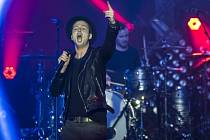 Americká kapela OneRepublic v čele s charismatickým zpěvákem a skladatelem Ryanem Tedderem zahraje 14. října v pražské O2 areně.