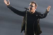 Frontman a zpěvák irské skupiny U2 Bono.