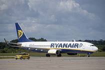 Letadlo společnosti Ryanair. Ilustrační snímek