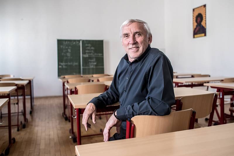Jiří Růžička, pedagog a od roku 1990 ředitel Gymnázia Jana Keplera