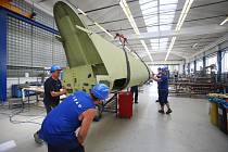 V Aero Vodochody pokračuje montáž prvního kusu nového letounu L-39NG.