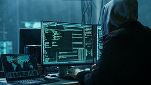 Obrana proti hackerům. Tisíce firem budou muset investovat do bezpečnosti
