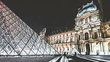 Louvre, muzeum umění v Paříži