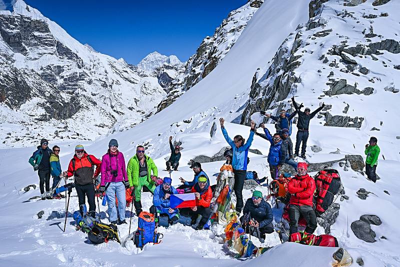 Nepál - údolí Khumbu - Není to jen o expedicích, i trekaření s kamarády v Nepálu je úžasné