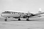 Letoun typu DC-6B amerických aerolinek National Airlines. Stejný typ stroje se stal ve vzduchu cílem bombového atentátu