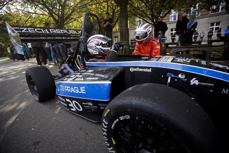 Den s formulemi ČVUT, při kterém studenti představili dvě zcela nové formule, proběhl 15. října v Praze. 