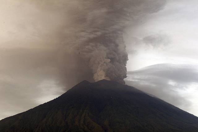 Supka Mount Agong na indonéském ostrově Bali