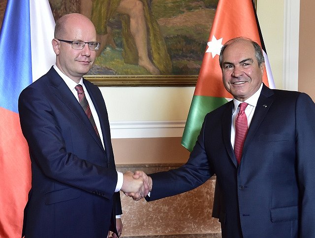 Premiér Bohuslav Sobotka a jeho jordánský protějšek Hání Mulki