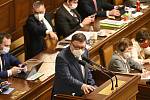 Ministr financí Zbyněk Stanjura (ODS) hovoří na schůzi Poslanecké sněmovny 18. února 2022 v Praze.