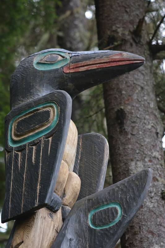 Uctívaným duchem Tlingitů byl Hromový pták
