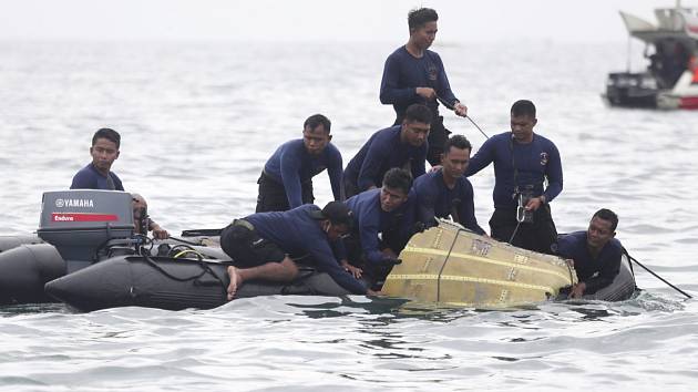 Pátrání po troskách letounu indonéské spolenčosti Sriwijaya Air