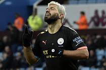 Fotbalista Manchesteru City Sergio Aguero se raduje z gólu.