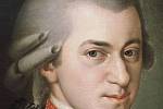 Hudební génius Wolfgang Amadeus Mozart. V prvních letech života koncertoval společně se svojí sestrou Nannerl.
