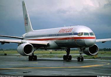 Inkriminovaný letoun vyfocený v červenci 1995, pět měsíců před katastrofou