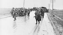 Začátkem března 1937 začala velká ofenzíva fašistických Frankových jednotek proti Guadalajaře, jejíž hlavní nápor byl veden na silnici Madrid - Saragossa (Carretera de Aragon)