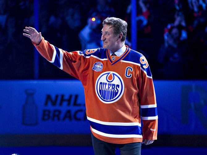 Bývalý hokejista Edmontonu Wayne Gretzky.