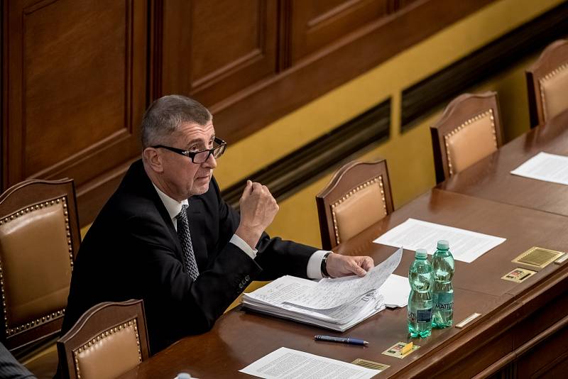 Mimořádná schůze Poslanecké sněmovny k údajnému zneužívání médií proběhla 10. května v Praze. Babiš
