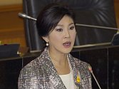 Bývalá thajská premiérka Jinglak Šinavatrová bude obviněna z korupce, za které jí hrozí až desetileté vězení. 