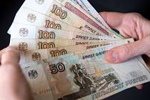 Ruské rubly, bankovky - ilustrační foto.