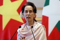 Svržená šefka barmské vlády Do Aun Schan Su Ťij na snímku ze 17. prosince 2019