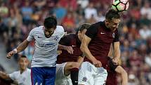 3. předkolo Ligy mistrů mezi AC Sparta Praha a FC Steaua Bukurešť hrané 26. července v Praze. Josef Šural dává gól.