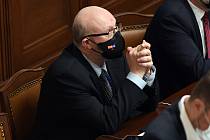Ministr zdravotnictví Vlastimil Válek (TOP 09) na schůzi Sněmovny k vládní novele pandemického zákona