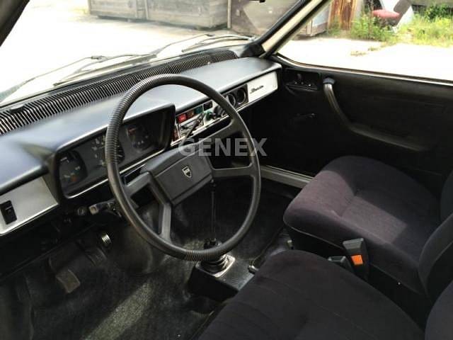 Dacia 1310 (1985). Najeto: 20 800 km. Cena: 6900 eur (186 454 Kč).