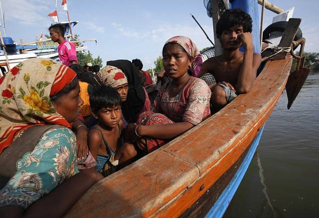 Rohingiové v uprchlickém táboře