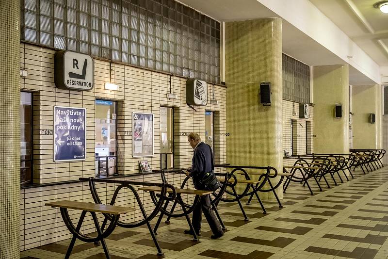 Na pražském Masarykové nádraží se 13. srpna slavnostně otevřely zrekonstruované pokladny.