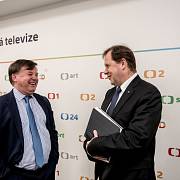 Generálním ředitelem České televize byl zvolen Petr Dvořák, na snímku s předsedou Rady ČT Janem Bednářem.