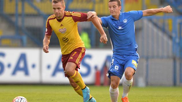 Liberec - Dukla: Herold Shala a Jakub Považanec 