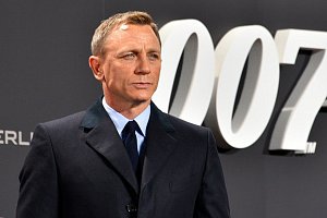 Herec Daniel Craig se v roce 2006 pohyboval v České republice poměrně často. Natáčela se zde totiž většina filmu Casino Royale, kde si vůbec poprvé zahrál slavného agenta 007.