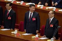prezident Si Ťin-pching (uprostřed)