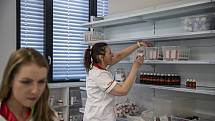Nová centrální laboratoř sítě lékáren Dr.Max byla představena 26. dubna v Praze