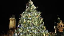 Slavnostní rozsvícení vánočního stromu na Staroměstském náměstí.