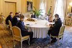 Schůzka nejvyšších ústavních činitelů k zahraniční politice