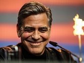 George Clooney na filmovém festivalu Berlinale.