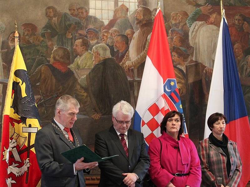 Na krátký výlet do Kutné Hory ve středu 9. března 2011 vyrazil prezident Chorvatské republiky Ivo Josipović s chotí. Po uvítací ceremonii ve Vlašském dvoře vyrazil státník v doprovodu kutnohorského starosty Ivo Šance na krátkou prohlídku města.