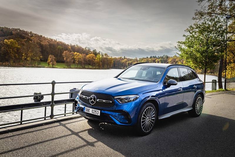 Mercedes-Benz GLC, jeden z nominovaných vozů, který postoupil do finále hlasování poroty. 