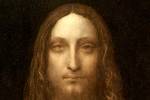 Křivě hledící oči jsou vidět i na slavném obrazu Spasitel světa (Salvator Mundi), o němž se věří, že jej da Vinci namaloval podle sebe