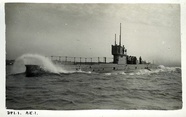Ponorka australského námořnictva AE1 se potopila v prvních válečných dnech roku 1914